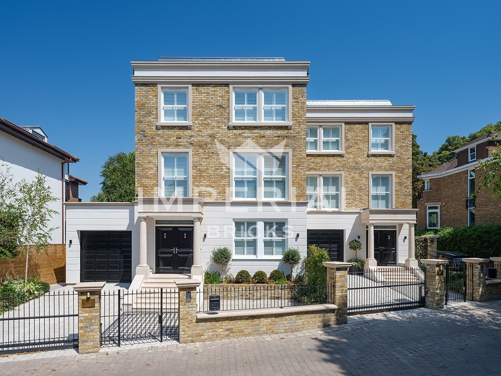 Two new build properties, built using Medium Weathered Original London Stock handmade bricks.